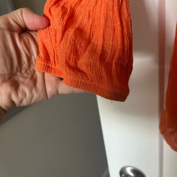 Northern reflections top orange - Picture 3 of 5